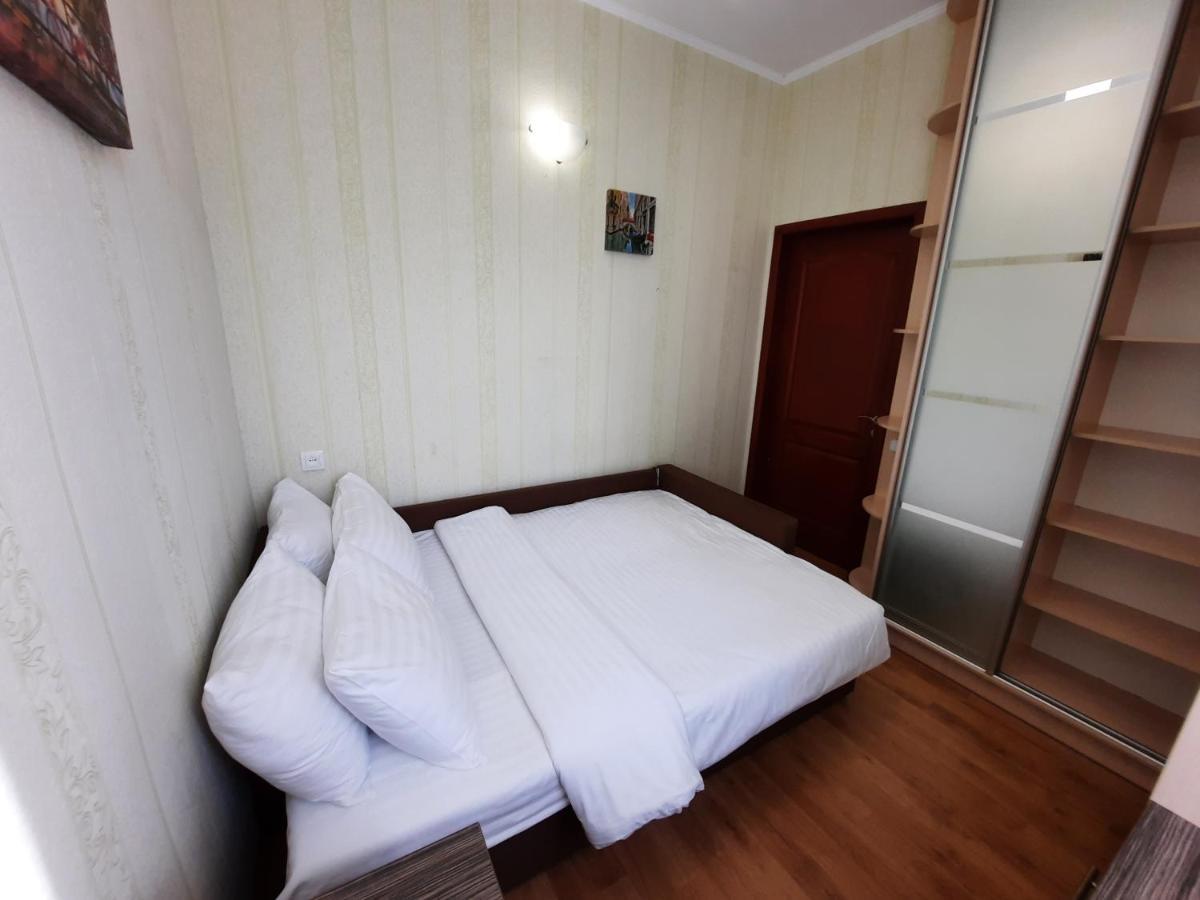Alex Apartments: Central Two-Room Apartment with 24/7 Self-Check-In Poltava Exterior photo